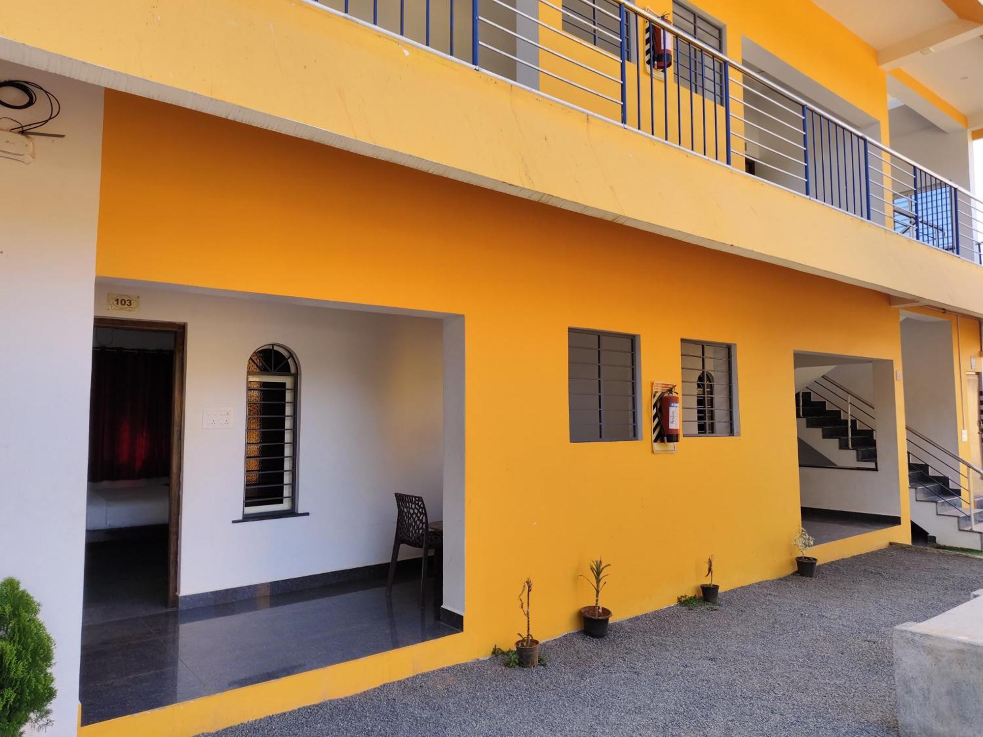 De' Capital Hotel Puducherry Eksteriør billede